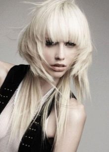 Стрижка шапочка на довге волосся (35 фото): особливості подовженою жіночої зачіски-шапки з чубком і без неї, підбір стрижки із збереженням довжини