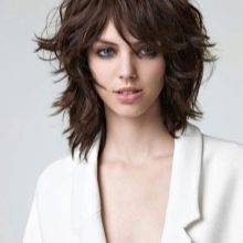 Стрижка шеггі (76 фото): особливості зачіски. Як її укладати в домашніх умовах? Стрижка на прямі і хвилясті волосся