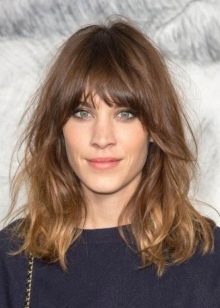 Стрижка шеггі (76 фото): особливості зачіски. Як її укладати в домашніх умовах? Стрижка на прямі і хвилясті волосся