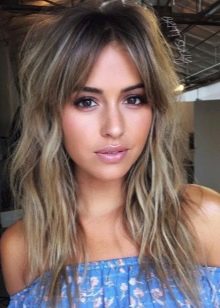 Стрижка шеггі (76 фото): особливості зачіски. Як її укладати в домашніх умовах? Стрижка на прямі і хвилясті волосся