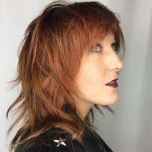 Стрижка шеггі (76 фото): особливості зачіски. Як її укладати в домашніх умовах? Стрижка на прямі і хвилясті волосся