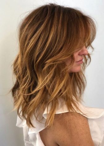 Стрижка шеггі (76 фото): особливості зачіски. Як її укладати в домашніх умовах? Стрижка на прямі і хвилясті волосся