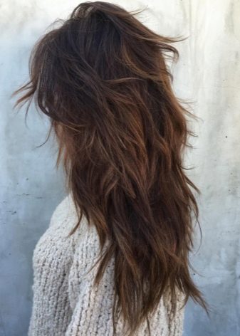 Стрижка шеггі (76 фото): особливості зачіски. Як її укладати в домашніх умовах? Стрижка на прямі і хвилясті волосся