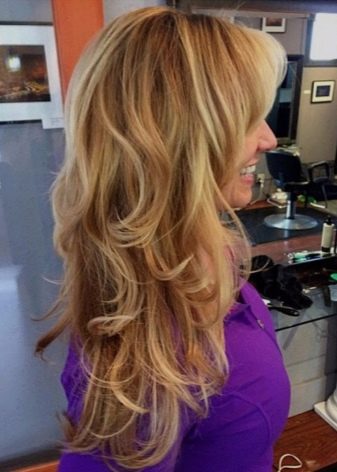 Стрижка шеггі (76 фото): особливості зачіски. Як її укладати в домашніх умовах? Стрижка на прямі і хвилясті волосся