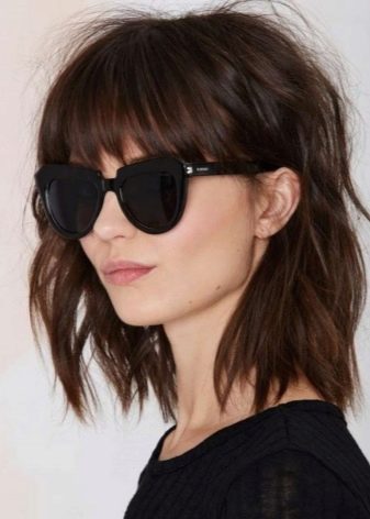 Стрижка шеггі (76 фото): особливості зачіски. Як її укладати в домашніх умовах? Стрижка на прямі і хвилясті волосся