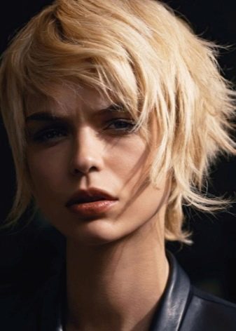 Стрижка шеггі (76 фото): особливості зачіски. Як її укладати в домашніх умовах? Стрижка на прямі і хвилясті волосся