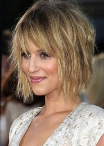 Стрижка шеггі (76 фото): особливості зачіски. Як її укладати в домашніх умовах? Стрижка на прямі і хвилясті волосся