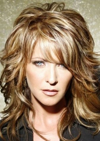 Стрижка «італійка» (51 фото): італійська жіноча зачіска на довге волосся, ідеї для жінок з чубком. Кому підходить «итальяночка»? Техніка виконання