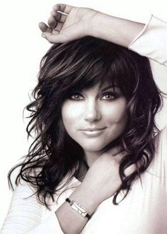 Стрижка «італійка» (51 фото): італійська жіноча зачіска на довге волосся, ідеї для жінок з чубком. Кому підходить «итальяночка»? Техніка виконання