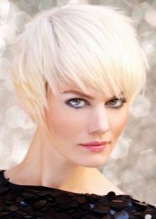 Стрижка «італійка» на коротке волосся (28 фото): італійська жіноча зачіска з чубком і без неї, техніка виконання стрижки для дівчат з тонкими, кучерявими і прямими волоссям