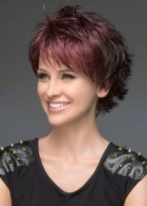 Стрижка «італійка» на коротке волосся (28 фото): італійська жіноча зачіска з чубком і без неї, техніка виконання стрижки для дівчат з тонкими, кучерявими і прямими волоссям