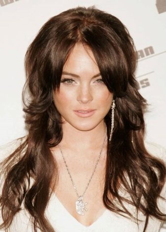 Стрижка «італійка» на середні волосся (45 фото): італійські жіночі зачіски з чубком і без неї, йде стрижка дівчатам з хвилястим волоссям середньої довжини?