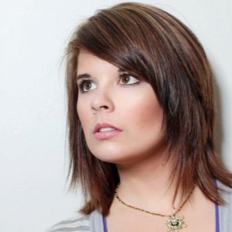 Стрижка «італійка» на середні волосся (45 фото): італійські жіночі зачіски з чубком і без неї, йде стрижка дівчатам з хвилястим волоссям середньої довжини?