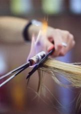 Стрижка вогнем (47 фото): що таке пирофорез? Догляд за волоссям після вогняної процедури, відгуки дівчат