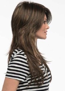 Стрижки дебют (52 фото): жіночі зачіски на довге і коротке волосся, тонкощі техніки їх виконання. Як виглядають стрижка на хвилястих волоссі?