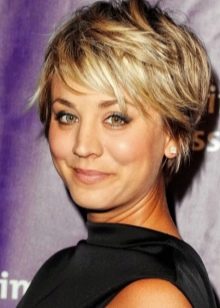 Стрижки дебют (52 фото): жіночі зачіски на довге і коротке волосся, тонкощі техніки їх виконання. Як виглядають стрижка на хвилястих волоссі?