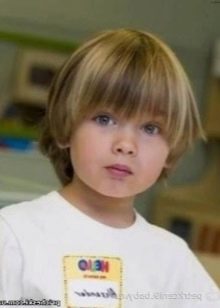 Стрижки для дівчаток (73 фото): як підстригти дівчинку вдома? Оригінальні дитячі модні стрижки на довгі і середні волосся