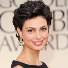 Стрижки для короткого кучерявого волосся (72 фото): модні жіночі стрижки для кучерявого волосся 2020, стрижки для дам з круглим обличчям і кучерявим волоссям