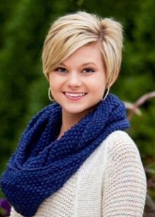 Стрижки для повних жінок (67 фото): обираємо модні зачіски для повних дівчат за типом особи. Які стрижки підходять на середні і довгі волосся?