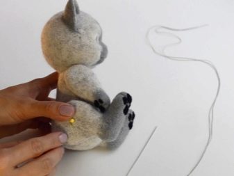 Сухе валяння (34 фото): техніка фильцевания з вовни, валяння на трикотажі і інші варіанти. Вибір машинки