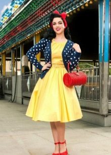 Сукня під червоні туфлі (63 фото): червона сукня з червоними туфлями, які туфлі підійдуть до червоного плаття, які кольори краще поєднуються