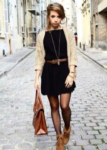 Сукня з ботильйонами (54 фото): як вибрати ботильйони під сукню, можна їх носити з короткими фасонами і з вечірніми сукнями