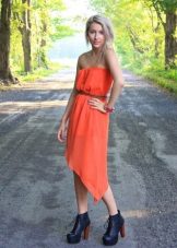 Сукня з ботильйонами (54 фото): як вибрати ботильйони під сукню, можна їх носити з короткими фасонами і з вечірніми сукнями