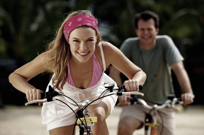 Сумісність Півня і Коні (18 фото): сумісність жінок і чоловіків у коханні, дружбі і сімейного життя