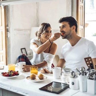 Сумісність Тигра і Собаки (12 фото): наскільки чоловіки і жінки сумісні в любові і шлюбі?