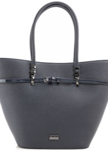 Сумка Armani Jeans (67 фото): жіночі лакові та інші брендові моделі