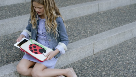 Сумка для планшета (60 фото): жіноча модель-чохол, розміри 7, 8, 10 дюймів