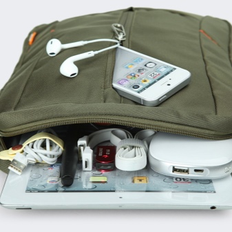 Сумка для планшета (60 фото): жіноча модель-чохол, розміри 7, 8, 10 дюймів