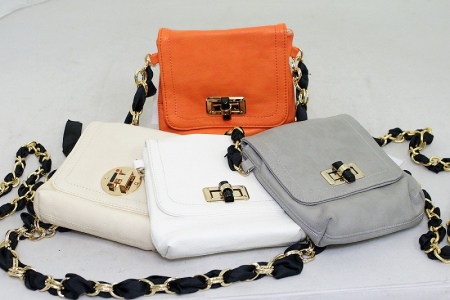 Сумка для планшета (60 фото): жіноча модель-чохол, розміри 7, 8, 10 дюймів