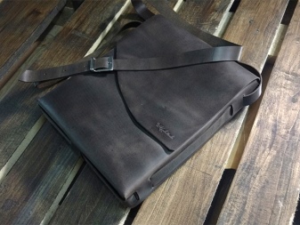 Сумка для планшета (60 фото): жіноча модель-чохол, розміри 7, 8, 10 дюймів