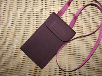 Сумка для телефону (48 фото): чохол для мобільного телефону і смартфонів на руку, шию, ремінь і велосипед