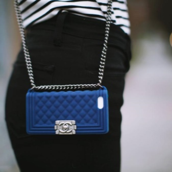 Сумка для телефону (48 фото): чохол для мобільного телефону і смартфонів на руку, шию, ремінь і велосипед