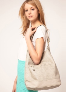 Сумка мішок (74 фото): з чим носити, матеріали і тканини, замшеві і в’язані, на ремінці або ланцюжку