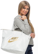 Сумка Nike (67 фото): жіночі моделі для взуття та спорту, Club Gym та інші