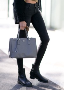 Сумка Prada (92 фото): жіночі моделі, вартість, як відрізнити від підробки маленькі сумки, Double Bag