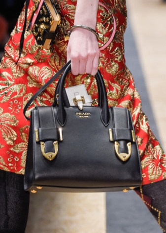Сумка Prada (92 фото): жіночі моделі, вартість, як відрізнити від підробки маленькі сумки, Double Bag