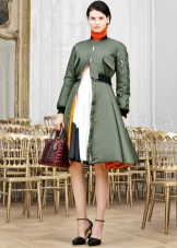 Сумки Dior (104 фото): модель Lady з метеликами, Open bar і Miss Dior, клатчі, скільки коштують, огляд нової колекції