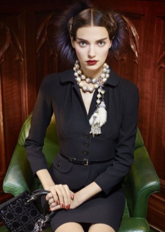 Сумки Dior (104 фото): модель Lady з метеликами, Open bar і Miss Dior, клатчі, скільки коштують, огляд нової колекції