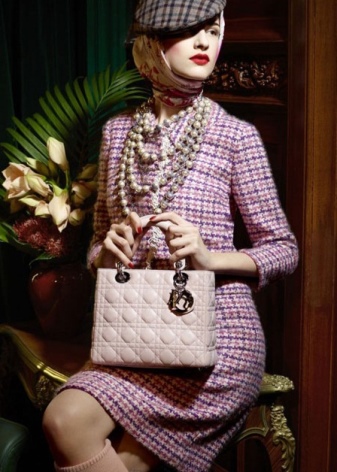 Сумки Dior (104 фото): модель Lady з метеликами, Open bar і Miss Dior, клатчі, скільки коштують, огляд нової колекції