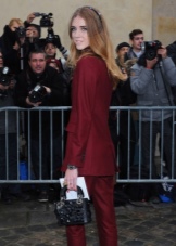 Сумки Dior (104 фото): модель Lady з метеликами, Open bar і Miss Dior, клатчі, скільки коштують, огляд нової колекції