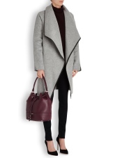 Сумки DKNY (72 фото): моделі через плече, як відрізнити оригінал від підробки, відгуки