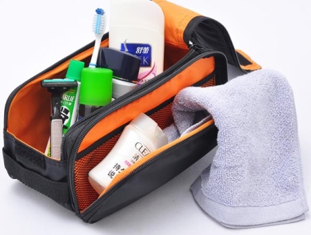 Сумки для подорожей (63 фото): жіночі і дитячі складні моделі-органайзери, маленькі зручні і великі