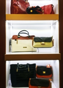 Сумки Francesco Molinary (64 фото): жіночі моделі та їх особливості