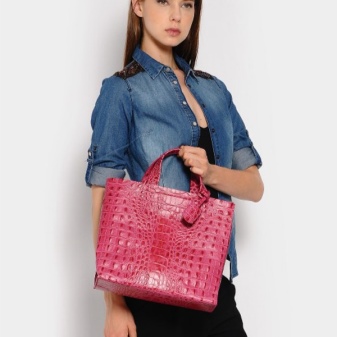 Сумки Furla (95 фото): жіночі моделі Metropolis, силіконові і маленькі, трансформери і зі змінною кришкою, відгуки