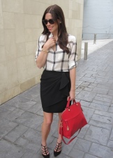 Сумки Furla (95 фото): жіночі моделі Metropolis, силіконові і маленькі, трансформери і зі змінною кришкою, відгуки