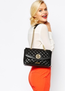 Сумки Love Moschino (64 фото): у вигляді куртки і інші моделі